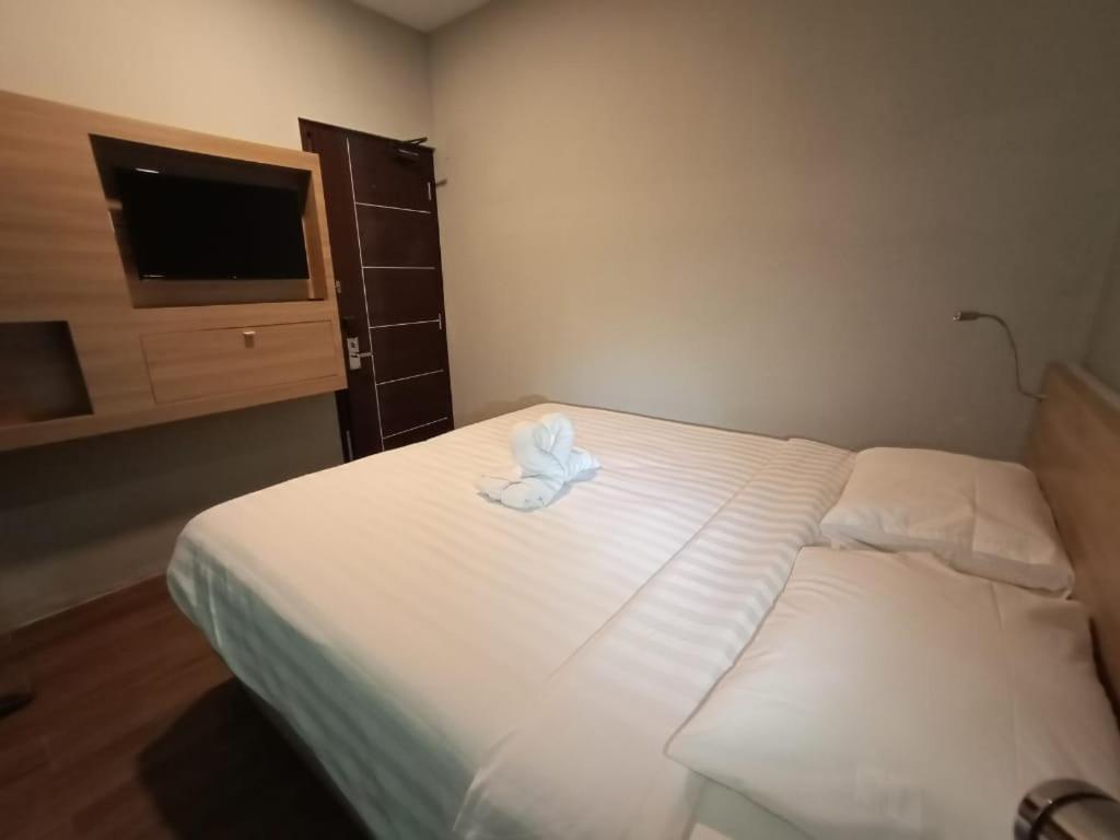 Marina Airport Hotel